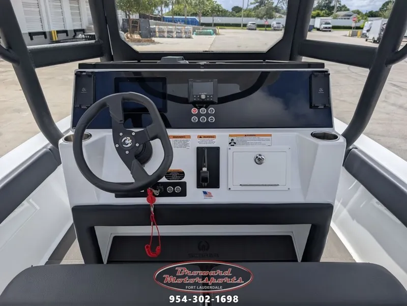 Slide: The Image of Scarab SB235LX 2026 - 16