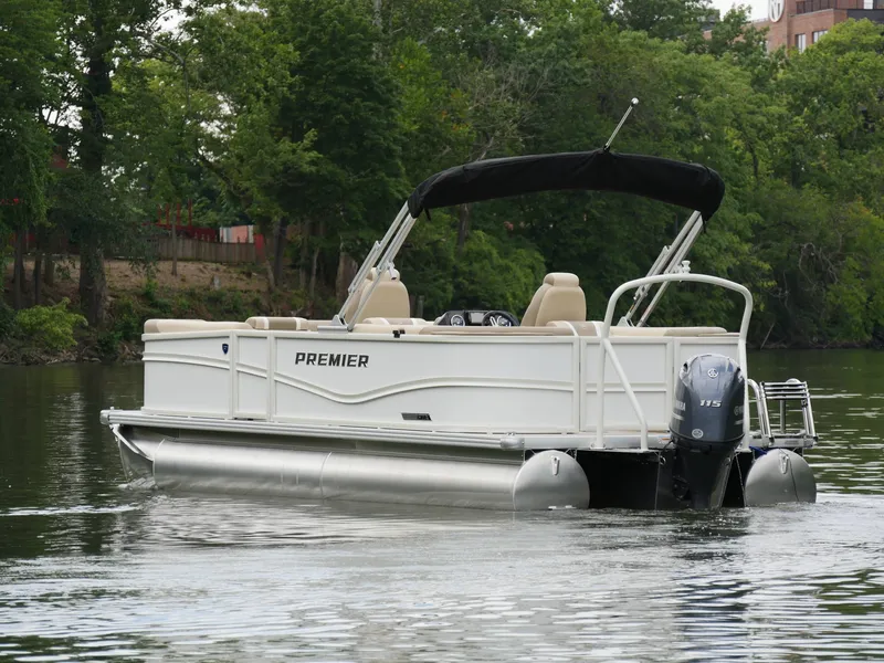 Slide: The Image of Premier 220 Sunscape RF 2026 - 17