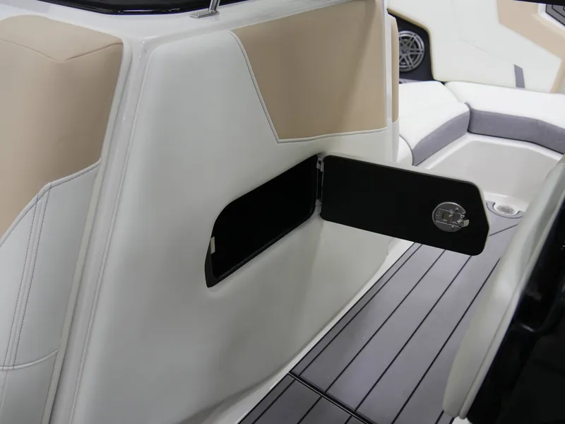 Slide: The Image of Nautique Super Air Nautique GS20 2026 - 18