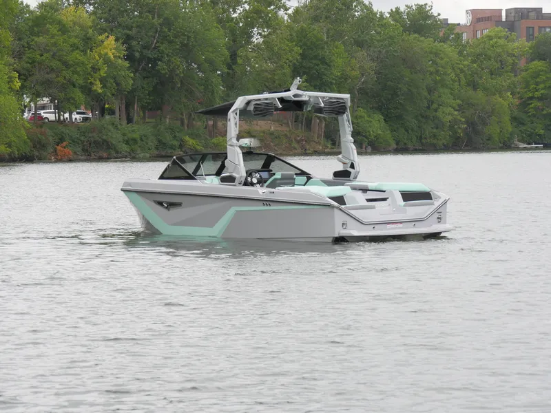 Slide: The Image of Nautique Super Air Nautique S23 2026 - 28
