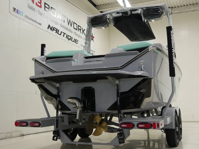 Slide: The Image of Nautique Super Air Nautique S23 2026 - 7