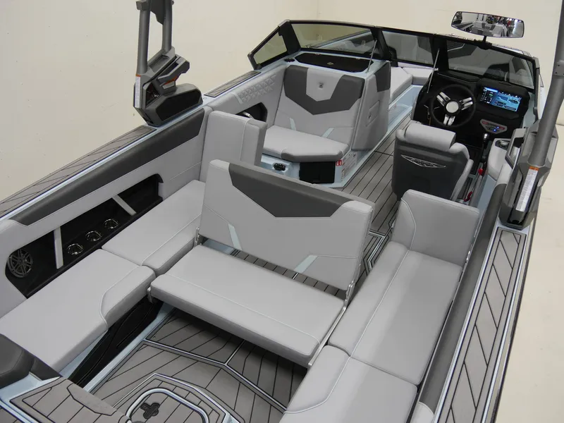 Slide: The Image of Nautique GS24 2026 - 11