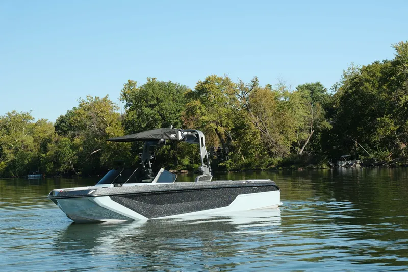 Slide: The Image of Nautique GS24 2026 - 29