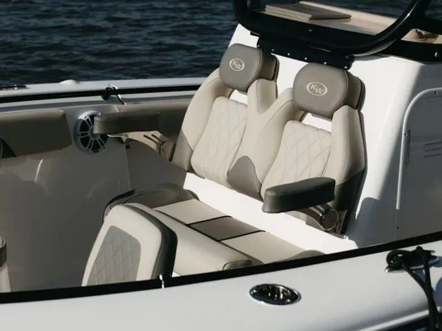 Slide: The Image of Key West 260 Center Console 2026 - 3