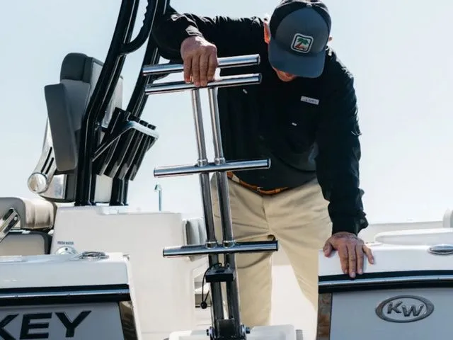 Slide: The Image of Key West 260 Center Console 2026 - 4