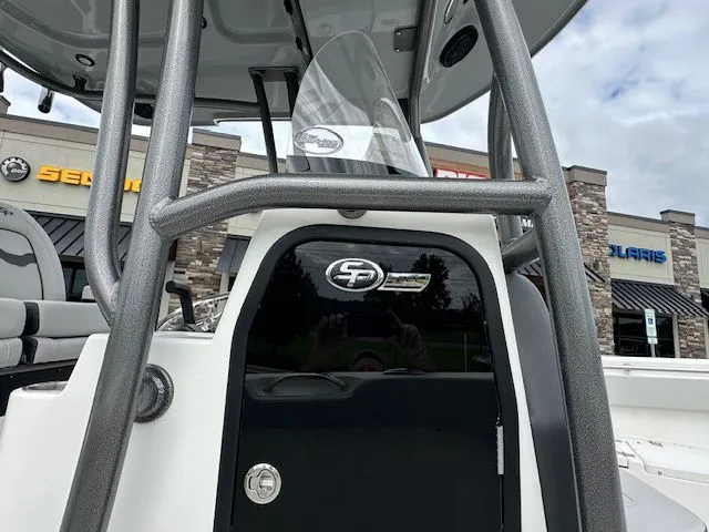 Slide: The Image of Sea Pro 222 CC W/200HP 2025 - 7