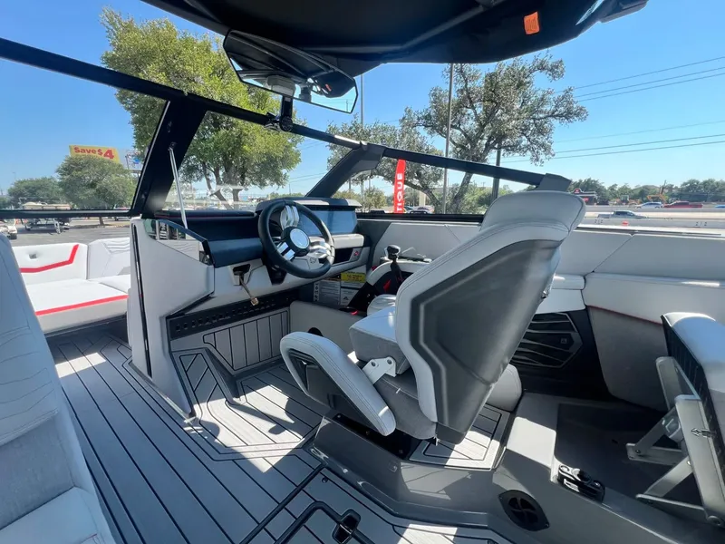 Slide: The Image of Nautique G23 2026 - 23