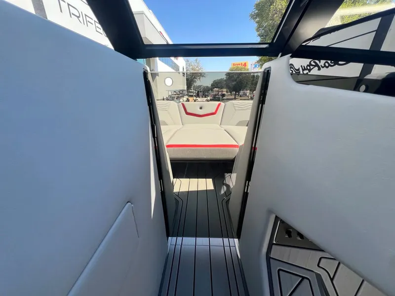 Slide: The Image of Nautique G23 2026 - 44