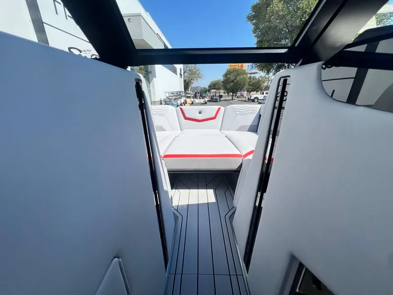 Slide: The Image of Nautique G23 2026 - 45