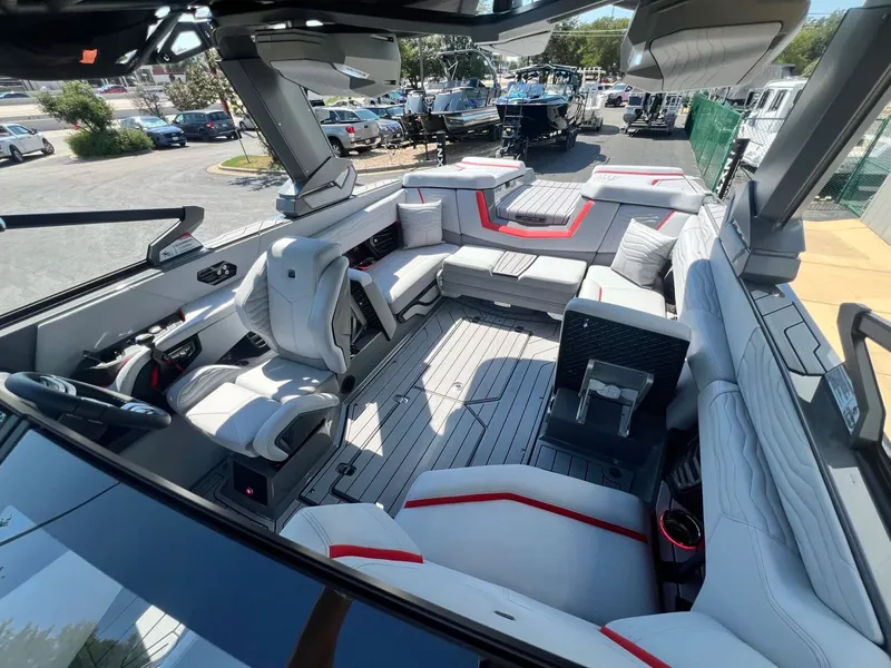 Slide: The Image of Nautique G23 2026 - 49