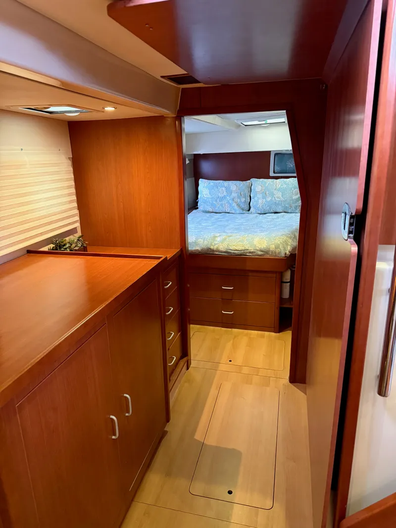 Slide: The Image of Leopard 48 2013 - 12