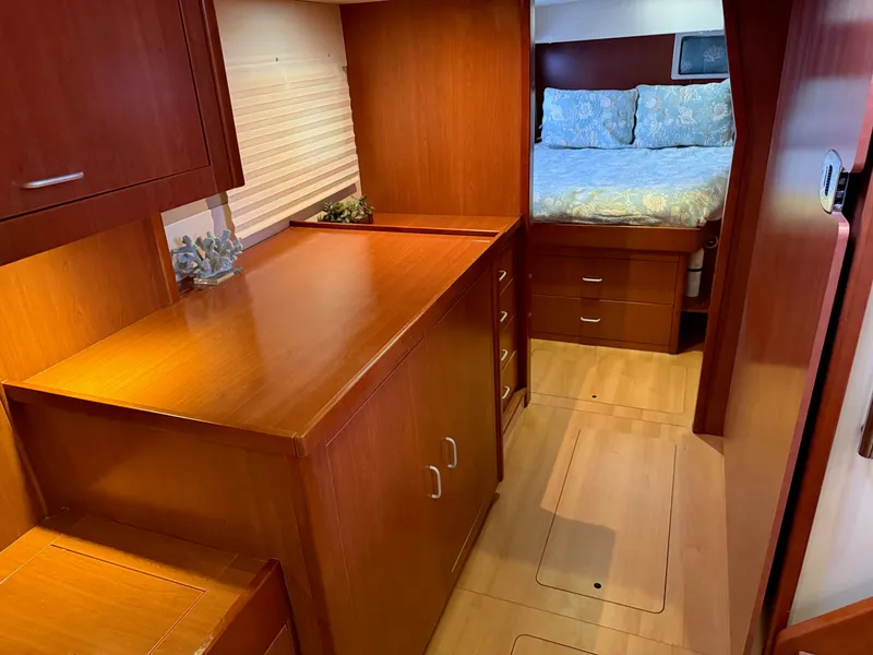 Slide: The Image of Leopard 48 2013 - 13