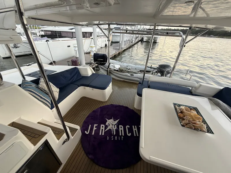 Slide: The Image of Leopard 48 2013 - 35