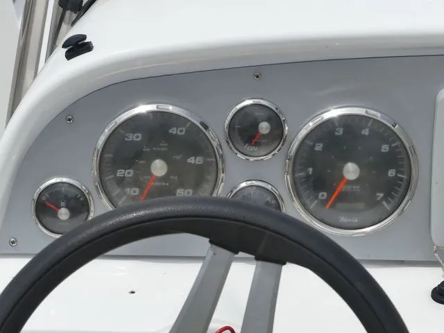 Slide: The Image of Hurricane SS 231 OB Center Console 2016 - 20