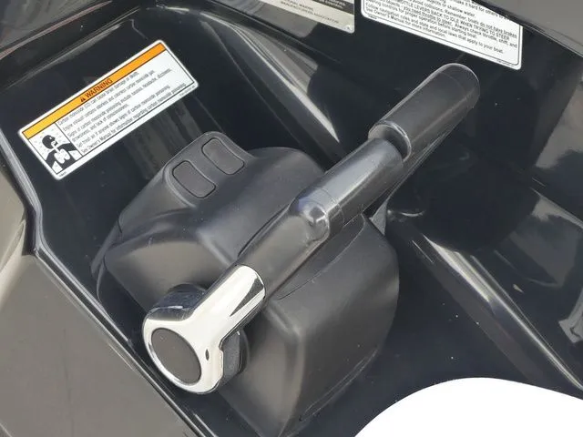 Slide: The Image of Yamaha AR240 HO 2016 - 16