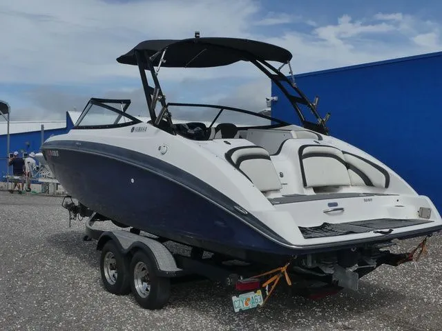 Slide: The Image of Yamaha AR240 HO 2016 - 6