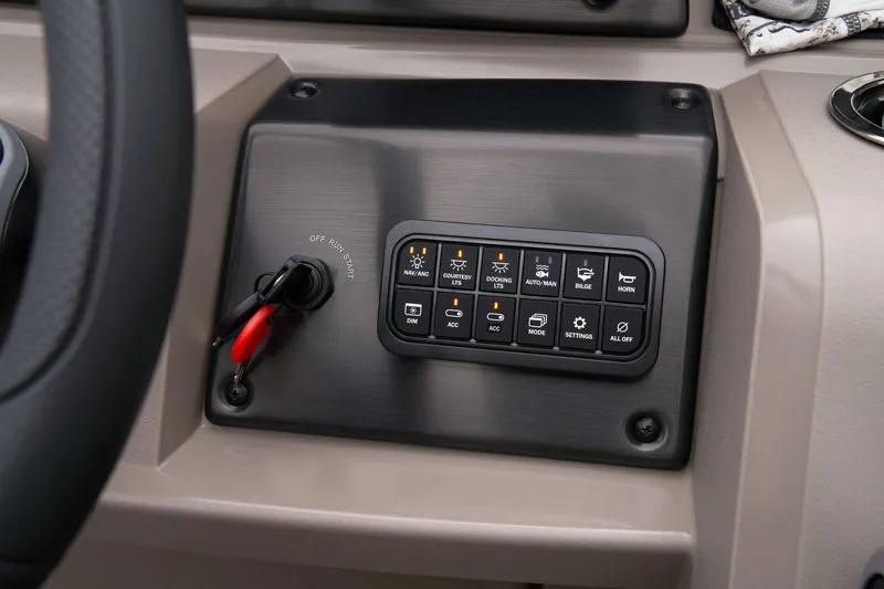 Slide: The Image of Sun Tracker Fishin' Barge 22 XP3 2024 - 40