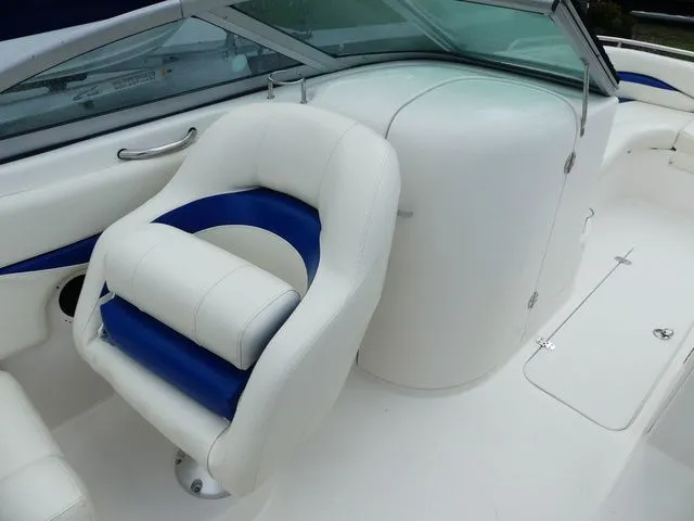 Slide: The Image of NauticStar 210SD 2006 - 10