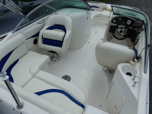 Slide: The Image of NauticStar 210SD 2006 - 6