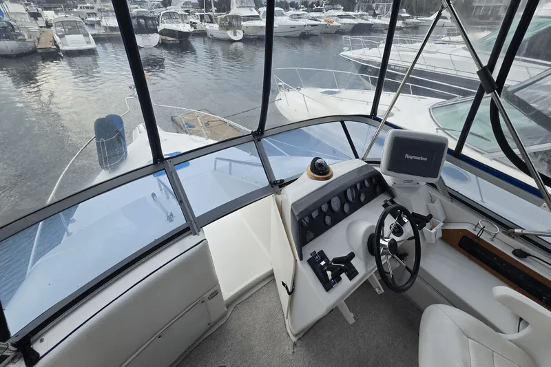 Slide: The Image of Sea Ray 350 Express Bridge 1992 - 14