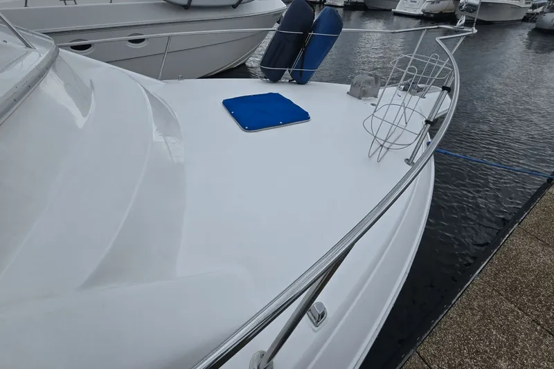 Slide: The Image of Sea Ray 350 Express Bridge 1992 - 4