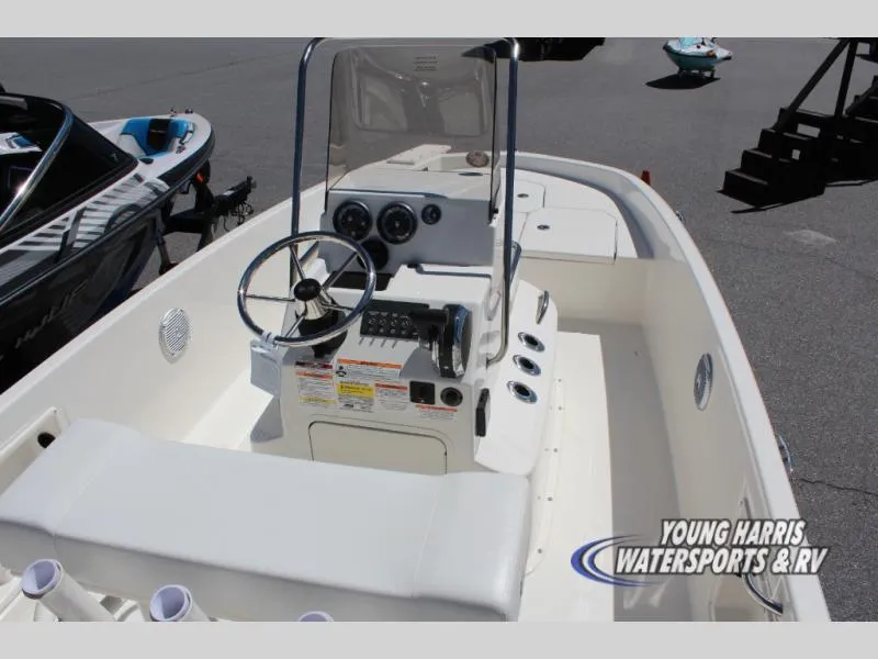 Slide: The Image of Bayliner 18EL 2026 - 10