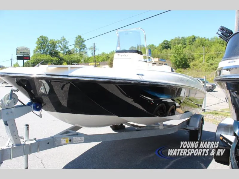 Slide: The Image of Bayliner 18EL 2026 - 3
