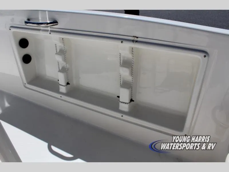 Slide: The Image of Bayliner 18EL 2026 - 11