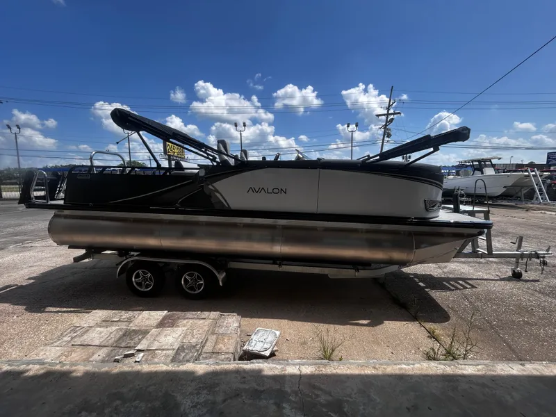 Slide: The Image of Avalon LSZ VRB23T DX 2025 - 7