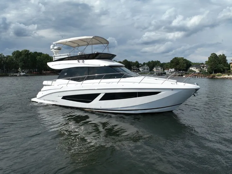 Slide: The Image of Regal 42 Fly 2019 - 13