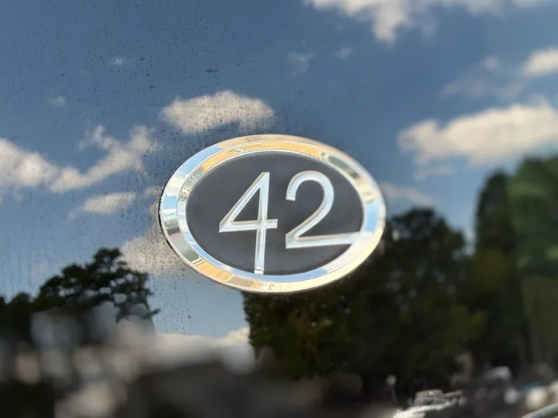 Slide: The Image of Regal 42 Fly 2019 - 21