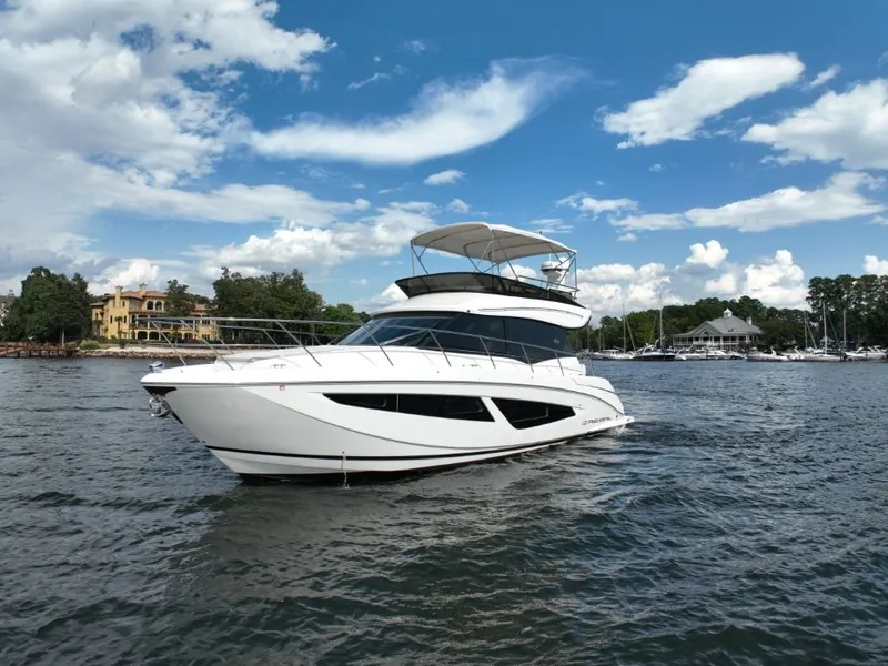 Slide: The Image of Regal 42 Fly 2019 - 3