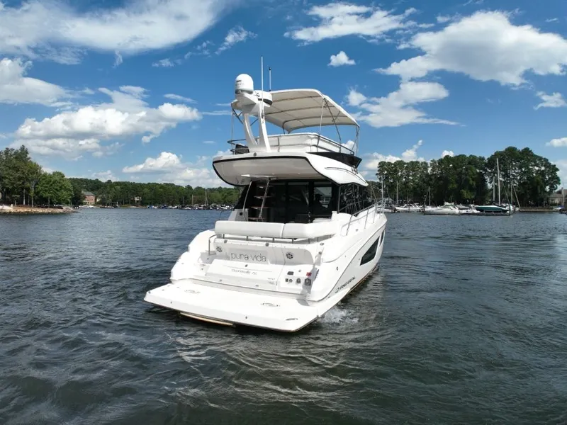 Slide: The Image of Regal 42 Fly 2019 - 8