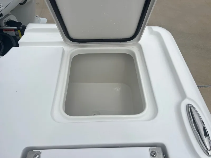 Slide: The Image of Tidewater 2500 Carolina Bay 2025 - 32