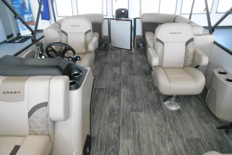Slide: The Image of 2025 Crest Classic LX 200 SLC interior with luxurious seating and modern design. - 17