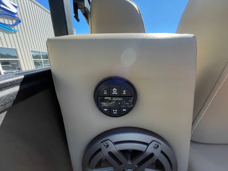 Slide: The Image of Sylvan L3DLZ BAR 2023 - 23