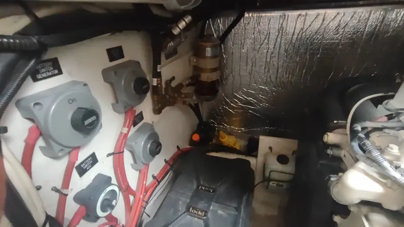 Slide: The Image of Cruisers 4450 Express Motoryacht 2001 - 50