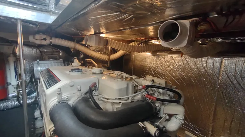 Slide: The Image of Cruisers 4450 Express Motoryacht 2001 - 52