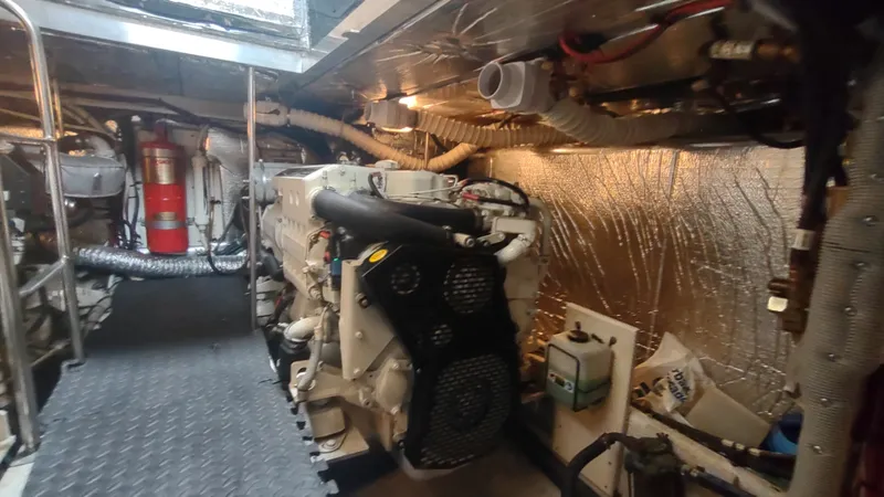 Slide: The Image of Cruisers 4450 Express Motoryacht 2001 - 55