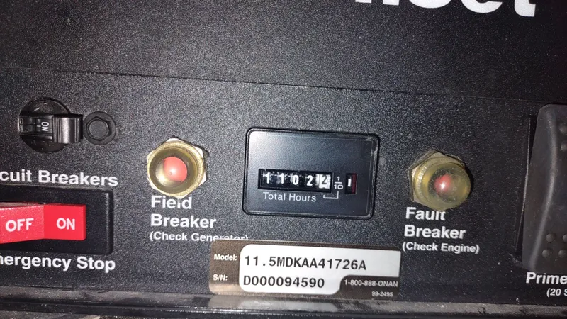 Slide: The Image of Cruisers Yachts 4450 Express Motoryacht 2001 - 56