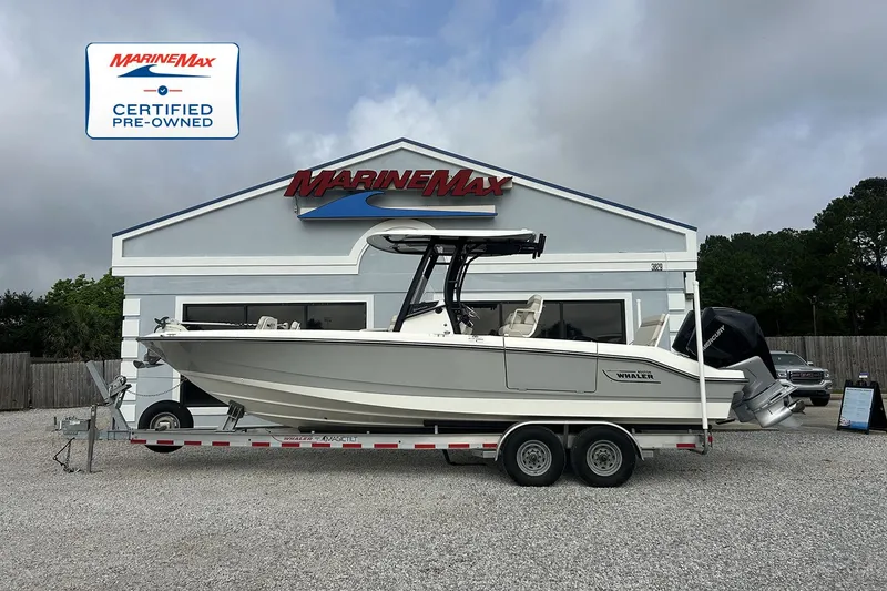 Slide: The Image of Boston Whaler 28 DAUNTLESS 2023 - 0