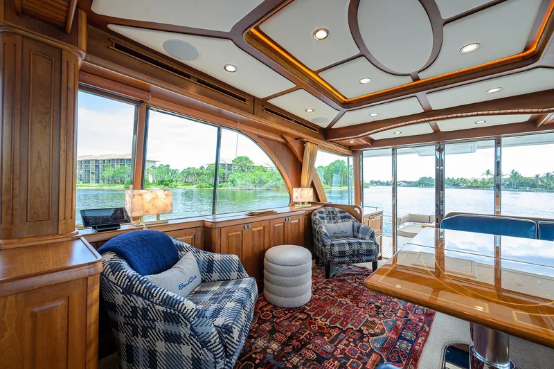 Slide: The Image of Sabre 66 SANDCRAB - Salon - 13