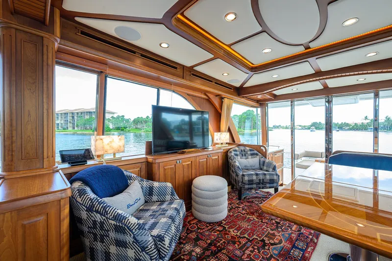 Slide: The Image of Sabre 66 SANDCRAB - Salon - 15