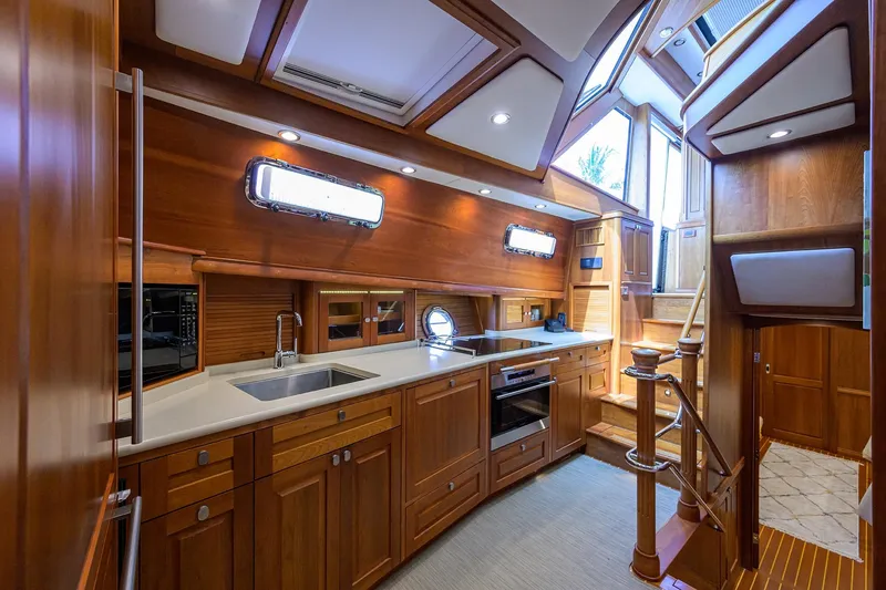 Slide: The Image of Sabre 66 SANDCRAB - Galley - 16