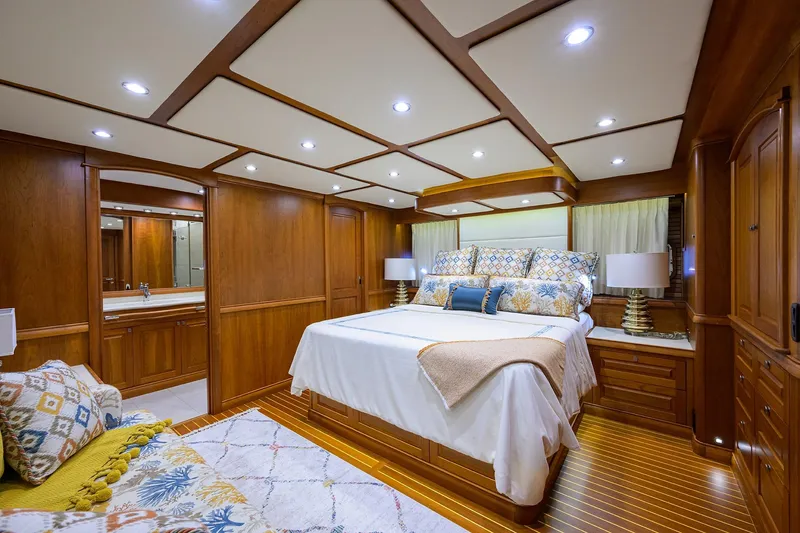 Slide: The Image of Sabre 66 SANDCRAB - Master Stateroom Berth & Seating - 23