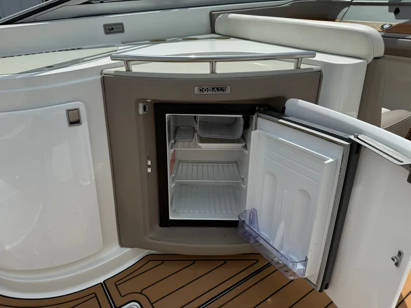 Slide: The Image of Cobalt 292 2000 - 17