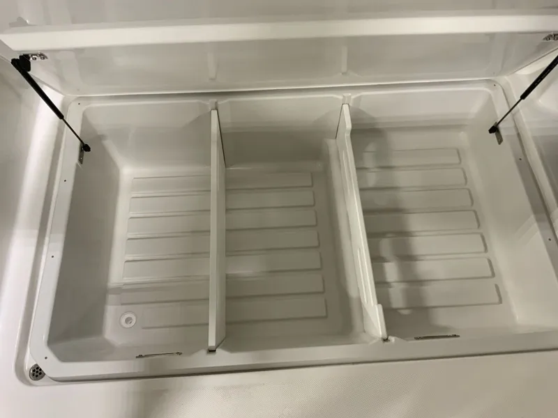 Slide: The Image of Cobalt R35 Surf 2026 - 28