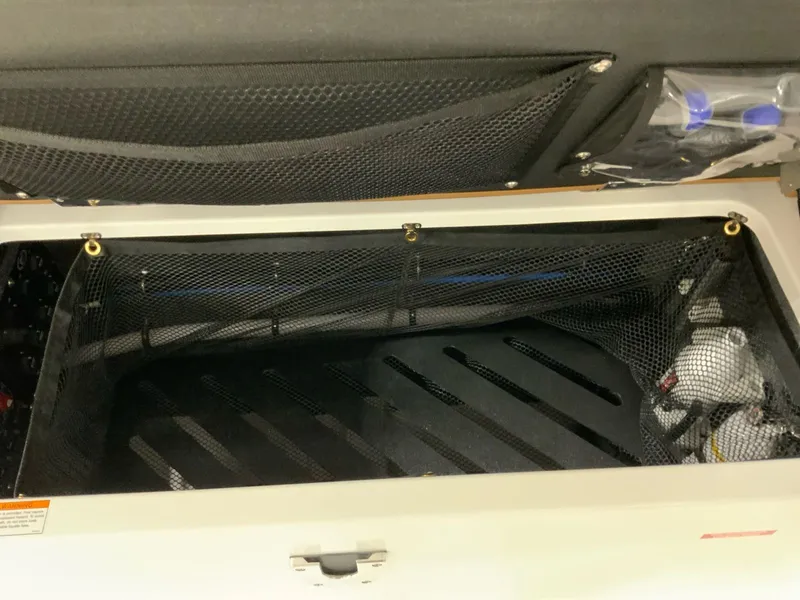 Slide: The Image of Cobalt R35 Surf 2026 - 29