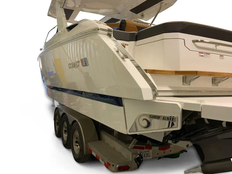 Slide: The Image of Cobalt R35 Surf 2026 - 3