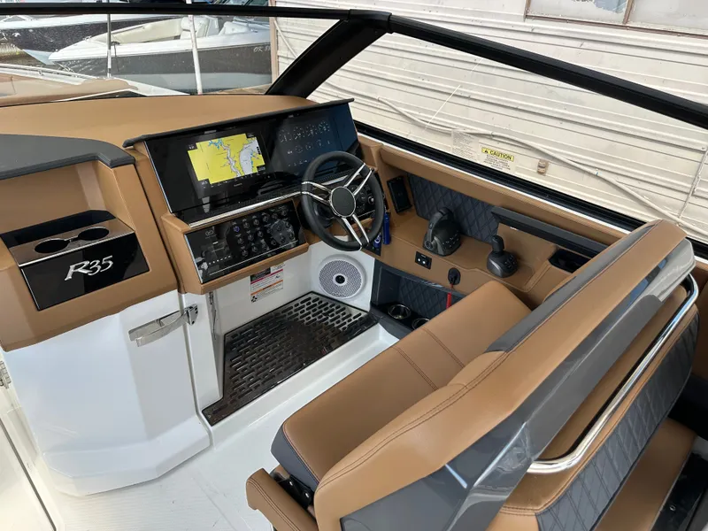 Slide: The Image of Cobalt R35 Surf 2026 - 34